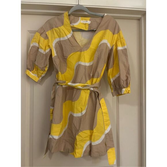 Chinti & Parker Yellow Wave Printed Dress Rent the runway preloved 6 $350 - Picture 3 of 6